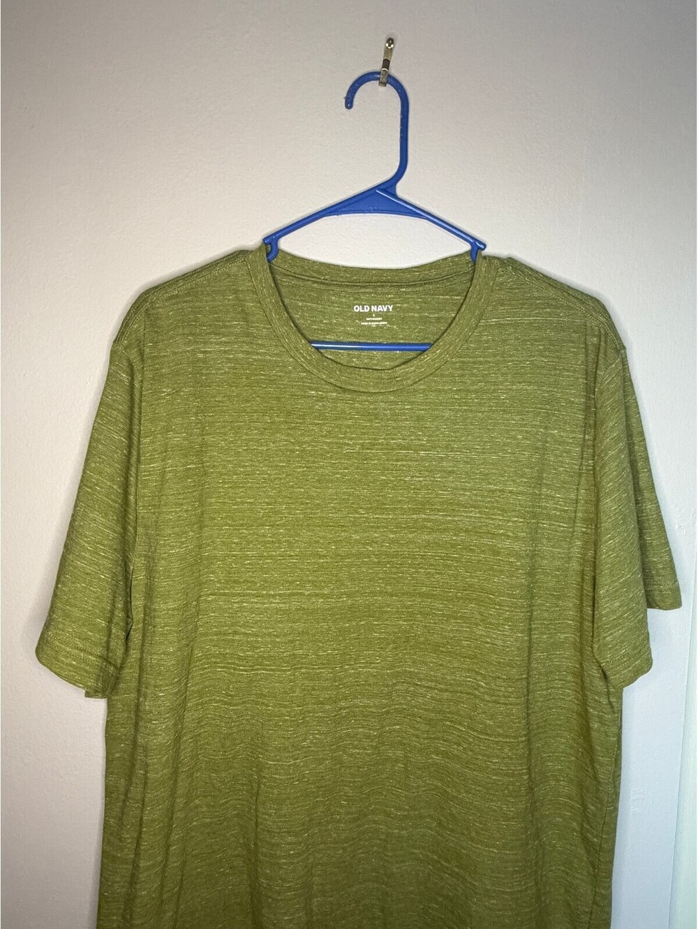 Old Navy Men’s Green Short Sleeve T-Shirt